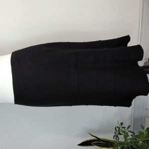 Tribal Ladies black tiered linen skirt, size 16